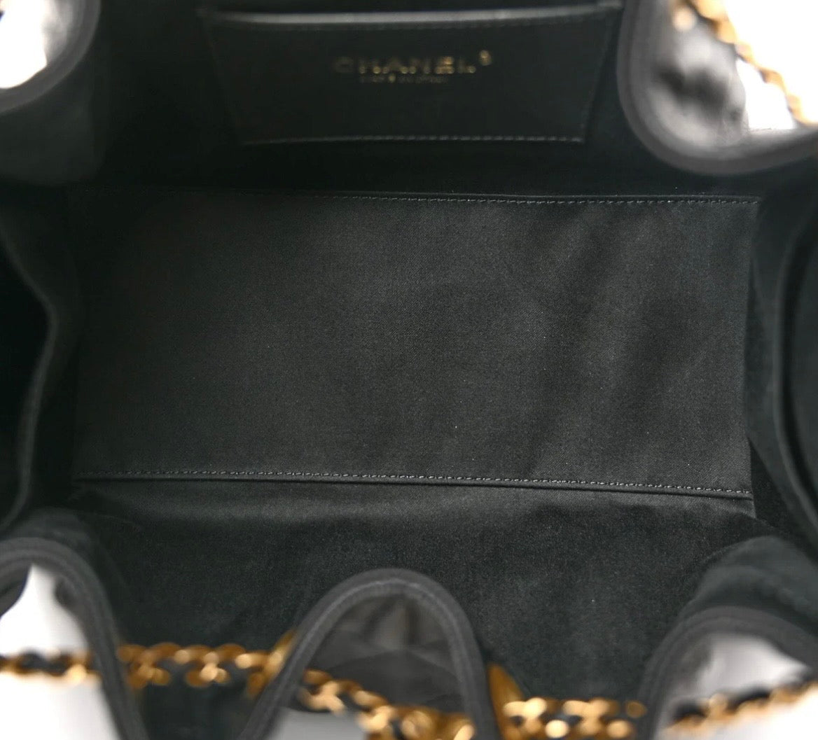 Chanel 25 Bag Black